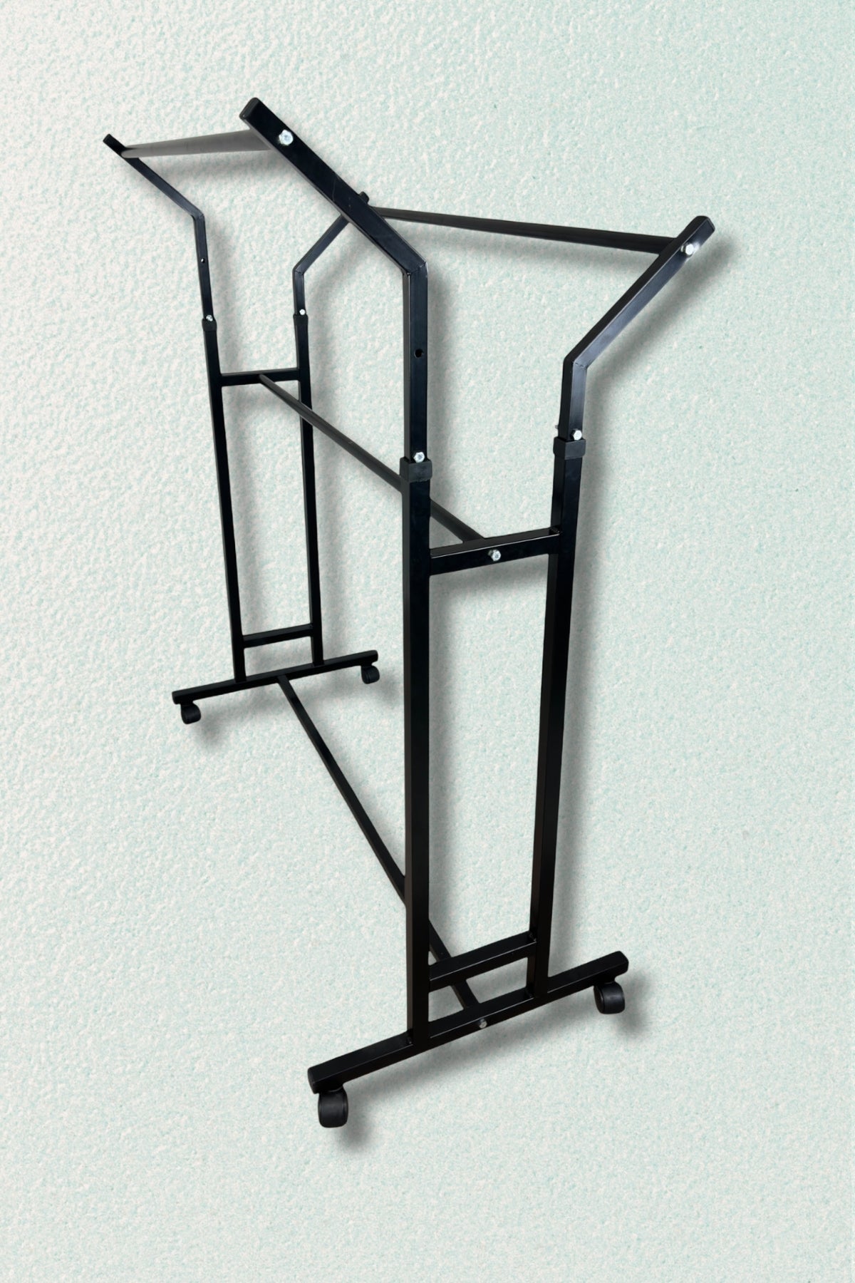 V Ayarlı Askılık Ayarlanabilir Stand Eteklik Giysi Ve Elbise Askılığı Tekerlekli Mağaza Askılığı